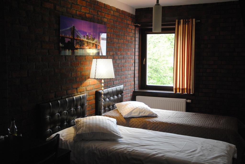 Amadeus Hotel Zielona Gora Chambre photo