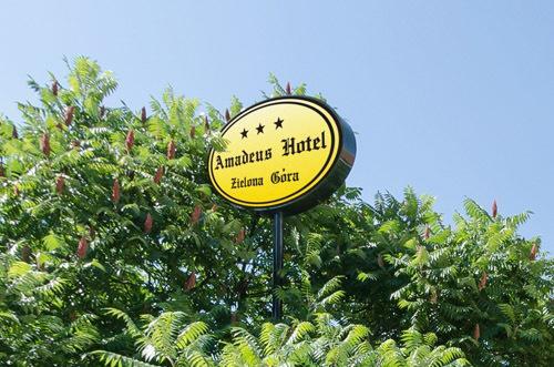 Amadeus Hotel Zielona Gora Extérieur photo