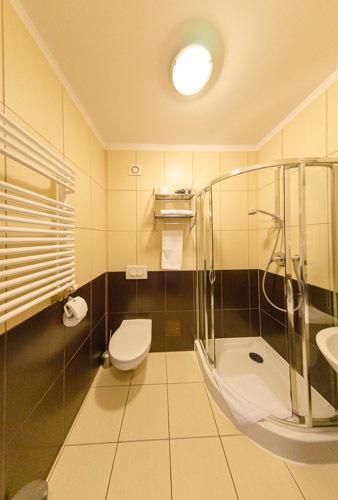 Amadeus Hotel Zielona Gora Extérieur photo